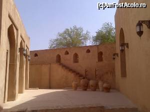 [P16] Jabreen Castle » foto by Mirna
 - 
<span class="allrVoted glyphicon glyphicon-heart hidden" id="av624793"></span>
<a class="m-l-10 hidden" id="sv624793" onclick="voting_Foto_DelVot(,624793,3254)" role="button">șterge vot <span class="glyphicon glyphicon-remove"></span></a>
<a id="v9624793" class=" c-red"  onclick="voting_Foto_SetVot(624793)" role="button"><span class="glyphicon glyphicon-heart-empty"></span> <b>LIKE</b> = Votează poza</a> <img class="hidden"  id="f624793W9" src="/imagini/loader.gif" border="0" /><span class="AjErrMes hidden" id="e624793ErM"></span>