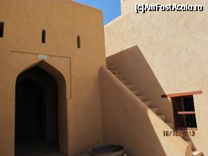[P06] Nizwa Fort » foto by Mirna
 - 
<span class="allrVoted glyphicon glyphicon-heart hidden" id="av624783"></span>
<a class="m-l-10 hidden" id="sv624783" onclick="voting_Foto_DelVot(,624783,3254)" role="button">șterge vot <span class="glyphicon glyphicon-remove"></span></a>
<a id="v9624783" class=" c-red"  onclick="voting_Foto_SetVot(624783)" role="button"><span class="glyphicon glyphicon-heart-empty"></span> <b>LIKE</b> = Votează poza</a> <img class="hidden"  id="f624783W9" src="/imagini/loader.gif" border="0" /><span class="AjErrMes hidden" id="e624783ErM"></span>