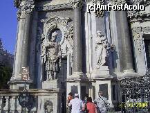 [P18] Sicila - Catania - Catedrala St. Agatha (Detaliu - San Pietro si my Son Sebastian) » foto by popescu.borsa*
 - 
<span class="allrVoted glyphicon glyphicon-heart hidden" id="av160259"></span>
<a class="m-l-10 hidden" id="sv160259" onclick="voting_Foto_DelVot(,160259,3281)" role="button">șterge vot <span class="glyphicon glyphicon-remove"></span></a>
<a id="v9160259" class=" c-red"  onclick="voting_Foto_SetVot(160259)" role="button"><span class="glyphicon glyphicon-heart-empty"></span> <b>LIKE</b> = Votează poza</a> <img class="hidden"  id="f160259W9" src="/imagini/loader.gif" border="0" /><span class="AjErrMes hidden" id="e160259ErM"></span>