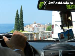[P13] Dubrovnik, orasul vechi, vazut din taxi...  » foto by TraianS
 - 
<span class="allrVoted glyphicon glyphicon-heart hidden" id="av359085"></span>
<a class="m-l-10 hidden" id="sv359085" onclick="voting_Foto_DelVot(,359085,3304)" role="button">șterge vot <span class="glyphicon glyphicon-remove"></span></a>
<a id="v9359085" class=" c-red"  onclick="voting_Foto_SetVot(359085)" role="button"><span class="glyphicon glyphicon-heart-empty"></span> <b>LIKE</b> = Votează poza</a> <img class="hidden"  id="f359085W9" src="/imagini/loader.gif" border="0" /><span class="AjErrMes hidden" id="e359085ErM"></span>