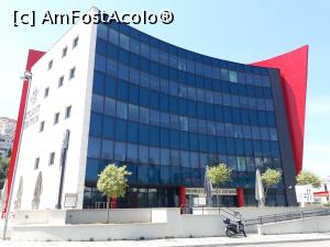 [P06] Din Portul Turistic Gruž spre Grad, cetatea Dubrovnik-ului sunt 2,5 km și am trecut printr-o zonă industrială, de instituții, bănci și birouri.  » foto by Aurici
 - 
<span class="allrVoted glyphicon glyphicon-heart hidden" id="av1014604"></span>
<a class="m-l-10 hidden" id="sv1014604" onclick="voting_Foto_DelVot(,1014604,3304)" role="button">șterge vot <span class="glyphicon glyphicon-remove"></span></a>
<a id="v91014604" class=" c-red"  onclick="voting_Foto_SetVot(1014604)" role="button"><span class="glyphicon glyphicon-heart-empty"></span> <b>LIKE</b> = Votează poza</a> <img class="hidden"  id="f1014604W9" src="/imagini/loader.gif" border="0" /><span class="AjErrMes hidden" id="e1014604ErM"></span>