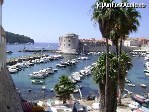 [P10] Portul vechi si Cetatea Sf. Ioan » foto by costy69*
 - 
<span class="allrVoted glyphicon glyphicon-heart hidden" id="av572822"></span>
<a class="m-l-10 hidden" id="sv572822" onclick="voting_Foto_DelVot(,572822,3304)" role="button">șterge vot <span class="glyphicon glyphicon-remove"></span></a>
<a id="v9572822" class=" c-red"  onclick="voting_Foto_SetVot(572822)" role="button"><span class="glyphicon glyphicon-heart-empty"></span> <b>LIKE</b> = Votează poza</a> <img class="hidden"  id="f572822W9" src="/imagini/loader.gif" border="0" /><span class="AjErrMes hidden" id="e572822ErM"></span>