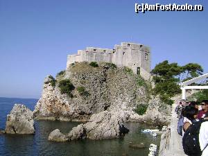 [P08] Dubrovnik - Poarta Pile » foto by costy69*
 - 
<span class="allrVoted glyphicon glyphicon-heart hidden" id="av572820"></span>
<a class="m-l-10 hidden" id="sv572820" onclick="voting_Foto_DelVot(,572820,3304)" role="button">șterge vot <span class="glyphicon glyphicon-remove"></span></a>
<a id="v9572820" class=" c-red"  onclick="voting_Foto_SetVot(572820)" role="button"><span class="glyphicon glyphicon-heart-empty"></span> <b>LIKE</b> = Votează poza</a> <img class="hidden"  id="f572820W9" src="/imagini/loader.gif" border="0" /><span class="AjErrMes hidden" id="e572820ErM"></span>