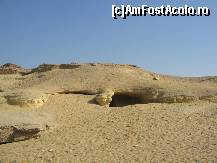 [P03] prin nisipul desertului spre mastaba » foto by nicoletass
 - 
<span class="allrVoted glyphicon glyphicon-heart hidden" id="av222231"></span>
<a class="m-l-10 hidden" id="sv222231" onclick="voting_Foto_DelVot(,222231,3319)" role="button">șterge vot <span class="glyphicon glyphicon-remove"></span></a>
<a id="v9222231" class=" c-red"  onclick="voting_Foto_SetVot(222231)" role="button"><span class="glyphicon glyphicon-heart-empty"></span> <b>LIKE</b> = Votează poza</a> <img class="hidden"  id="f222231W9" src="/imagini/loader.gif" border="0" /><span class="AjErrMes hidden" id="e222231ErM"></span>