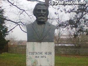 [P07] Costache Negri 1812-1876 » foto by DanielG&Family
 - 
<span class="allrVoted glyphicon glyphicon-heart hidden" id="av700381"></span>
<a class="m-l-10 hidden" id="sv700381" onclick="voting_Foto_DelVot(,700381,3340)" role="button">șterge vot <span class="glyphicon glyphicon-remove"></span></a>
<a id="v9700381" class=" c-red"  onclick="voting_Foto_SetVot(700381)" role="button"><span class="glyphicon glyphicon-heart-empty"></span> <b>LIKE</b> = Votează poza</a> <img class="hidden"  id="f700381W9" src="/imagini/loader.gif" border="0" /><span class="AjErrMes hidden" id="e700381ErM"></span>