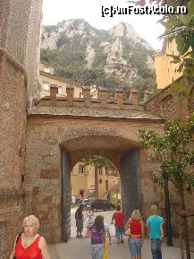 [P04] Plimbandu-ne prin Ansamblul monahal de pe Montserrat » foto by Onix
 - 
<span class="allrVoted glyphicon glyphicon-heart hidden" id="av111957"></span>
<a class="m-l-10 hidden" id="sv111957" onclick="voting_Foto_DelVot(,111957,3356)" role="button">șterge vot <span class="glyphicon glyphicon-remove"></span></a>
<a id="v9111957" class=" c-red"  onclick="voting_Foto_SetVot(111957)" role="button"><span class="glyphicon glyphicon-heart-empty"></span> <b>LIKE</b> = Votează poza</a> <img class="hidden"  id="f111957W9" src="/imagini/loader.gif" border="0" /><span class="AjErrMes hidden" id="e111957ErM"></span>