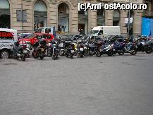 [P14] foarte multe scutere si motoare..( o mica olanda) » foto by gabilove*
 - 
<span class="allrVoted glyphicon glyphicon-heart hidden" id="av18915"></span>
<a class="m-l-10 hidden" id="sv18915" onclick="voting_Foto_DelVot(,18915,3356)" role="button">șterge vot <span class="glyphicon glyphicon-remove"></span></a>
<a id="v918915" class=" c-red"  onclick="voting_Foto_SetVot(18915)" role="button"><span class="glyphicon glyphicon-heart-empty"></span> <b>LIKE</b> = Votează poza</a> <img class="hidden"  id="f18915W9" src="/imagini/loader.gif" border="0" /><span class="AjErrMes hidden" id="e18915ErM"></span>