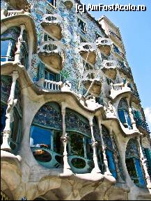 [P06] Casa Batlo » foto by C05T1N
 - 
<span class="allrVoted glyphicon glyphicon-heart hidden" id="av75241"></span>
<a class="m-l-10 hidden" id="sv75241" onclick="voting_Foto_DelVot(,75241,3356)" role="button">șterge vot <span class="glyphicon glyphicon-remove"></span></a>
<a id="v975241" class=" c-red"  onclick="voting_Foto_SetVot(75241)" role="button"><span class="glyphicon glyphicon-heart-empty"></span> <b>LIKE</b> = Votează poza</a> <img class="hidden"  id="f75241W9" src="/imagini/loader.gif" border="0" /><span class="AjErrMes hidden" id="e75241ErM"></span>