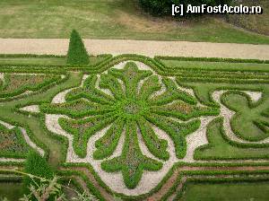 [P03] Valea Loarei - Angers - castelul înconjurat de frumoase covoare de verdeață și flori.  » foto by doina_c24
 - 
<span class="allrVoted glyphicon glyphicon-heart hidden" id="av405156"></span>
<a class="m-l-10 hidden" id="sv405156" onclick="voting_Foto_DelVot(,405156,3364)" role="button">șterge vot <span class="glyphicon glyphicon-remove"></span></a>
<a id="v9405156" class=" c-red"  onclick="voting_Foto_SetVot(405156)" role="button"><span class="glyphicon glyphicon-heart-empty"></span> <b>LIKE</b> = Votează poza</a> <img class="hidden"  id="f405156W9" src="/imagini/loader.gif" border="0" /><span class="AjErrMes hidden" id="e405156ErM"></span>