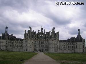 [P09] Valea Loarei - Chambord - prestigios palat regal, opera lui Francois I.  » foto by doina_c24
 - 
<span class="allrVoted glyphicon glyphicon-heart hidden" id="av405165"></span>
<a class="m-l-10 hidden" id="sv405165" onclick="voting_Foto_DelVot(,405165,3364)" role="button">șterge vot <span class="glyphicon glyphicon-remove"></span></a>
<a id="v9405165" class=" c-red"  onclick="voting_Foto_SetVot(405165)" role="button"><span class="glyphicon glyphicon-heart-empty"></span> <b>LIKE</b> = Votează poza</a> <img class="hidden"  id="f405165W9" src="/imagini/loader.gif" border="0" /><span class="AjErrMes hidden" id="e405165ErM"></span>