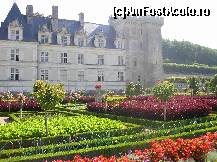 [P04] Castelul Villandry - începe spectacolul grădinilor.  » foto by doina_c24
 - 
<span class="allrVoted glyphicon glyphicon-heart hidden" id="av419748"></span>
<a class="m-l-10 hidden" id="sv419748" onclick="voting_Foto_DelVot(,419748,3364)" role="button">șterge vot <span class="glyphicon glyphicon-remove"></span></a>
<a id="v9419748" class=" c-red"  onclick="voting_Foto_SetVot(419748)" role="button"><span class="glyphicon glyphicon-heart-empty"></span> <b>LIKE</b> = Votează poza</a> <img class="hidden"  id="f419748W9" src="/imagini/loader.gif" border="0" /><span class="AjErrMes hidden" id="e419748ErM"></span>