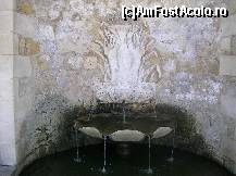 [P45] Castelul Villandry - fântână decorativă în formă de scoică.  » foto by doina_c24
 - 
<span class="allrVoted glyphicon glyphicon-heart hidden" id="av419789"></span>
<a class="m-l-10 hidden" id="sv419789" onclick="voting_Foto_DelVot(,419789,3364)" role="button">șterge vot <span class="glyphicon glyphicon-remove"></span></a>
<a id="v9419789" class=" c-red"  onclick="voting_Foto_SetVot(419789)" role="button"><span class="glyphicon glyphicon-heart-empty"></span> <b>LIKE</b> = Votează poza</a> <img class="hidden"  id="f419789W9" src="/imagini/loader.gif" border="0" /><span class="AjErrMes hidden" id="e419789ErM"></span>