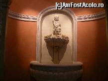 [P69] Castelul Villandry - fântână ce decorează sala de mese.  » foto by doina_c24
 - 
<span class="allrVoted glyphicon glyphicon-heart hidden" id="av419813"></span>
<a class="m-l-10 hidden" id="sv419813" onclick="voting_Foto_DelVot(,419813,3364)" role="button">șterge vot <span class="glyphicon glyphicon-remove"></span></a>
<a id="v9419813" class=" c-red"  onclick="voting_Foto_SetVot(419813)" role="button"><span class="glyphicon glyphicon-heart-empty"></span> <b>LIKE</b> = Votează poza</a> <img class="hidden"  id="f419813W9" src="/imagini/loader.gif" border="0" /><span class="AjErrMes hidden" id="e419813ErM"></span>
