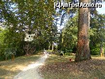 [P46] Castelul Langeais - parcul umbros cu cedrii libanezi și arbori sequoia.  » foto by doina_c24
 - 
<span class="allrVoted glyphicon glyphicon-heart hidden" id="av420286"></span>
<a class="m-l-10 hidden" id="sv420286" onclick="voting_Foto_DelVot(,420286,3364)" role="button">șterge vot <span class="glyphicon glyphicon-remove"></span></a>
<a id="v9420286" class=" c-red"  onclick="voting_Foto_SetVot(420286)" role="button"><span class="glyphicon glyphicon-heart-empty"></span> <b>LIKE</b> = Votează poza</a> <img class="hidden"  id="f420286W9" src="/imagini/loader.gif" border="0" /><span class="AjErrMes hidden" id="e420286ErM"></span>