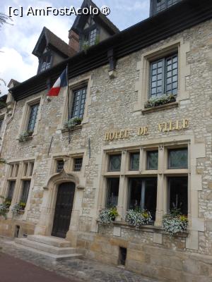 [P09] Moret-sur-Loing - un oraș medieval fortificat » foto by iulianic
 - 
<span class="allrVoted glyphicon glyphicon-heart hidden" id="av1486318"></span>
<a class="m-l-10 hidden" id="sv1486318" onclick="voting_Foto_DelVot(,1486318,3364)" role="button">șterge vot <span class="glyphicon glyphicon-remove"></span></a>
<a id="v91486318" class=" c-red"  onclick="voting_Foto_SetVot(1486318)" role="button"><span class="glyphicon glyphicon-heart-empty"></span> <b>LIKE</b> = Votează poza</a> <img class="hidden"  id="f1486318W9" src="/imagini/loader.gif" border="0" /><span class="AjErrMes hidden" id="e1486318ErM"></span>