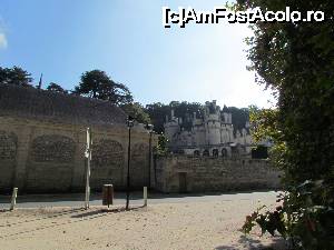 [P33] Castelul vazut din parcare.  » foto by ania
 - 
<span class="allrVoted glyphicon glyphicon-heart hidden" id="av683826"></span>
<a class="m-l-10 hidden" id="sv683826" onclick="voting_Foto_DelVot(,683826,3364)" role="button">șterge vot <span class="glyphicon glyphicon-remove"></span></a>
<a id="v9683826" class=" c-red"  onclick="voting_Foto_SetVot(683826)" role="button"><span class="glyphicon glyphicon-heart-empty"></span> <b>LIKE</b> = Votează poza</a> <img class="hidden"  id="f683826W9" src="/imagini/loader.gif" border="0" /><span class="AjErrMes hidden" id="e683826ErM"></span>