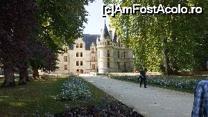 [P11] Castelul vazut de pe aleea cu copaci.  » foto by ania
 - 
<span class="allrVoted glyphicon glyphicon-heart hidden" id="av693893"></span>
<a class="m-l-10 hidden" id="sv693893" onclick="voting_Foto_DelVot(,693893,3364)" role="button">șterge vot <span class="glyphicon glyphicon-remove"></span></a>
<a id="v9693893" class=" c-red"  onclick="voting_Foto_SetVot(693893)" role="button"><span class="glyphicon glyphicon-heart-empty"></span> <b>LIKE</b> = Votează poza</a> <img class="hidden"  id="f693893W9" src="/imagini/loader.gif" border="0" /><span class="AjErrMes hidden" id="e693893ErM"></span>