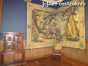 [P30] Piesa de mobilier in dormitorul regelui.  » foto by ania
 - 
<span class="allrVoted glyphicon glyphicon-heart hidden" id="av693914"></span>
<a class="m-l-10 hidden" id="sv693914" onclick="voting_Foto_DelVot(,693914,3364)" role="button">șterge vot <span class="glyphicon glyphicon-remove"></span></a>
<a id="v9693914" class=" c-red"  onclick="voting_Foto_SetVot(693914)" role="button"><span class="glyphicon glyphicon-heart-empty"></span> <b>LIKE</b> = Votează poza</a> <img class="hidden"  id="f693914W9" src="/imagini/loader.gif" border="0" /><span class="AjErrMes hidden" id="e693914ErM"></span>