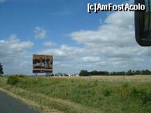 [P07] Franta - Valea Loirei- indicator catre un castel » foto by Diaura*
 - 
<span class="allrVoted glyphicon glyphicon-heart hidden" id="av208862"></span>
<a class="m-l-10 hidden" id="sv208862" onclick="voting_Foto_DelVot(,208862,3364)" role="button">șterge vot <span class="glyphicon glyphicon-remove"></span></a>
<a id="v9208862" class=" c-red"  onclick="voting_Foto_SetVot(208862)" role="button"><span class="glyphicon glyphicon-heart-empty"></span> <b>LIKE</b> = Votează poza</a> <img class="hidden"  id="f208862W9" src="/imagini/loader.gif" border="0" /><span class="AjErrMes hidden" id="e208862ErM"></span>
