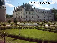 [P02] Castelul Chenonceaux, vedere generala » foto by dorgo
 - 
<span class="allrVoted glyphicon glyphicon-heart hidden" id="av169240"></span>
<a class="m-l-10 hidden" id="sv169240" onclick="voting_Foto_DelVot(,169240,3364)" role="button">șterge vot <span class="glyphicon glyphicon-remove"></span></a>
<a id="v9169240" class=" c-red"  onclick="voting_Foto_SetVot(169240)" role="button"><span class="glyphicon glyphicon-heart-empty"></span> <b>LIKE</b> = Votează poza</a> <img class="hidden"  id="f169240W9" src="/imagini/loader.gif" border="0" /><span class="AjErrMes hidden" id="e169240ErM"></span>