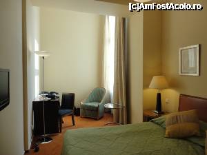 [P03] Christie hotel Praga, camera 215 » foto by turist_calatorescu*
 - 
<span class="allrVoted glyphicon glyphicon-heart hidden" id="av352924"></span>
<a class="m-l-10 hidden" id="sv352924" onclick="voting_Foto_DelVot(,352924,3373)" role="button">șterge vot <span class="glyphicon glyphicon-remove"></span></a>
<a id="v9352924" class=" c-red"  onclick="voting_Foto_SetVot(352924)" role="button"><span class="glyphicon glyphicon-heart-empty"></span> <b>LIKE</b> = Votează poza</a> <img class="hidden"  id="f352924W9" src="/imagini/loader.gif" border="0" /><span class="AjErrMes hidden" id="e352924ErM"></span>