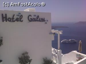 [P05] Hotel la Caldera (in capitala Fira) - pe partea scumpa a insulei (cazari mai scumpe decat in Kamari, dar si privelistea e unica!)  » foto by adrianaaa
 - 
<span class="allrVoted glyphicon glyphicon-heart hidden" id="av877427"></span>
<a class="m-l-10 hidden" id="sv877427" onclick="voting_Foto_DelVot(,877427,3378)" role="button">șterge vot <span class="glyphicon glyphicon-remove"></span></a>
<a id="v9877427" class=" c-red"  onclick="voting_Foto_SetVot(877427)" role="button"><span class="glyphicon glyphicon-heart-empty"></span> <b>LIKE</b> = Votează poza</a> <img class="hidden"  id="f877427W9" src="/imagini/loader.gif" border="0" /><span class="AjErrMes hidden" id="e877427ErM"></span>