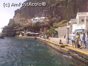 [P06] Ajunsi jos, la Caldera, in Fira, in micul port » foto by adrianaaa
 - 
<span class="allrVoted glyphicon glyphicon-heart hidden" id="av877428"></span>
<a class="m-l-10 hidden" id="sv877428" onclick="voting_Foto_DelVot(,877428,3378)" role="button">șterge vot <span class="glyphicon glyphicon-remove"></span></a>
<a id="v9877428" class=" c-red"  onclick="voting_Foto_SetVot(877428)" role="button"><span class="glyphicon glyphicon-heart-empty"></span> <b>LIKE</b> = Votează poza</a> <img class="hidden"  id="f877428W9" src="/imagini/loader.gif" border="0" /><span class="AjErrMes hidden" id="e877428ErM"></span>