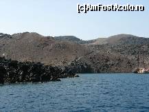 [P05] Nea Kameni (Piatra noua), cea mai 'tanara' bucata de insula » foto by Ela Elvira
 - 
<span class="allrVoted glyphicon glyphicon-heart hidden" id="av414761"></span>
<a class="m-l-10 hidden" id="sv414761" onclick="voting_Foto_DelVot(,414761,3378)" role="button">șterge vot <span class="glyphicon glyphicon-remove"></span></a>
<a id="v9414761" class=" c-red"  onclick="voting_Foto_SetVot(414761)" role="button"><span class="glyphicon glyphicon-heart-empty"></span> <b>LIKE</b> = Votează poza</a> <img class="hidden"  id="f414761W9" src="/imagini/loader.gif" border="0" /><span class="AjErrMes hidden" id="e414761ErM"></span>