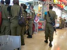[P16] Israel - Aparatori ai patriei la McDonald's » foto by popescu.borsa*
 - 
<span class="allrVoted glyphicon glyphicon-heart hidden" id="av175102"></span>
<a class="m-l-10 hidden" id="sv175102" onclick="voting_Foto_DelVot(,175102,3380)" role="button">șterge vot <span class="glyphicon glyphicon-remove"></span></a>
<a id="v9175102" class=" c-red"  onclick="voting_Foto_SetVot(175102)" role="button"><span class="glyphicon glyphicon-heart-empty"></span> <b>LIKE</b> = Votează poza</a> <img class="hidden"  id="f175102W9" src="/imagini/loader.gif" border="0" /><span class="AjErrMes hidden" id="e175102ErM"></span>