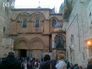 [P24] Ierusalim - Biserica Sfantului Mormant » foto by calator65
 - 
<span class="allrVoted glyphicon glyphicon-heart hidden" id="av708825"></span>
<a class="m-l-10 hidden" id="sv708825" onclick="voting_Foto_DelVot(,708825,3380)" role="button">șterge vot <span class="glyphicon glyphicon-remove"></span></a>
<a id="v9708825" class=" c-red"  onclick="voting_Foto_SetVot(708825)" role="button"><span class="glyphicon glyphicon-heart-empty"></span> <b>LIKE</b> = Votează poza</a> <img class="hidden"  id="f708825W9" src="/imagini/loader.gif" border="0" /><span class="AjErrMes hidden" id="e708825ErM"></span>