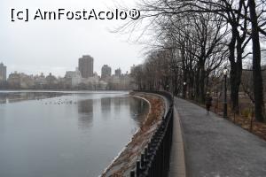 [P07] Jaqueline Kennedy Onassis reservoir-lacul de acumulare pt. apa din sistemul public » foto by AZE
 - 
<span class="allrVoted glyphicon glyphicon-heart hidden" id="av718340"></span>
<a class="m-l-10 hidden" id="sv718340" onclick="voting_Foto_DelVot(,718340,3385)" role="button">șterge vot <span class="glyphicon glyphicon-remove"></span></a>
<a id="v9718340" class=" c-red"  onclick="voting_Foto_SetVot(718340)" role="button"><span class="glyphicon glyphicon-heart-empty"></span> <b>LIKE</b> = Votează poza</a> <img class="hidden"  id="f718340W9" src="/imagini/loader.gif" border="0" /><span class="AjErrMes hidden" id="e718340ErM"></span>