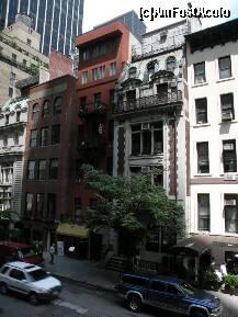 [P02] case in NY » foto by miha_t
 - 
<span class="allrVoted glyphicon glyphicon-heart hidden" id="av289204"></span>
<a class="m-l-10 hidden" id="sv289204" onclick="voting_Foto_DelVot(,289204,3385)" role="button">șterge vot <span class="glyphicon glyphicon-remove"></span></a>
<a id="v9289204" class=" c-red"  onclick="voting_Foto_SetVot(289204)" role="button"><span class="glyphicon glyphicon-heart-empty"></span> <b>LIKE</b> = Votează poza</a> <img class="hidden"  id="f289204W9" src="/imagini/loader.gif" border="0" /><span class="AjErrMes hidden" id="e289204ErM"></span>