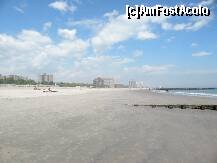 [P04] plaja de pe Coney Island » foto by miha_t
 - 
<span class="allrVoted glyphicon glyphicon-heart hidden" id="av289206"></span>
<a class="m-l-10 hidden" id="sv289206" onclick="voting_Foto_DelVot(,289206,3385)" role="button">șterge vot <span class="glyphicon glyphicon-remove"></span></a>
<a id="v9289206" class=" c-red"  onclick="voting_Foto_SetVot(289206)" role="button"><span class="glyphicon glyphicon-heart-empty"></span> <b>LIKE</b> = Votează poza</a> <img class="hidden"  id="f289206W9" src="/imagini/loader.gif" border="0" /><span class="AjErrMes hidden" id="e289206ErM"></span>
