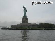[P07] Statuia Libertatii vazuta de pe water-taxi » foto by miha_t
 - 
<span class="allrVoted glyphicon glyphicon-heart hidden" id="av289209"></span>
<a class="m-l-10 hidden" id="sv289209" onclick="voting_Foto_DelVot(,289209,3385)" role="button">șterge vot <span class="glyphicon glyphicon-remove"></span></a>
<a id="v9289209" class=" c-red"  onclick="voting_Foto_SetVot(289209)" role="button"><span class="glyphicon glyphicon-heart-empty"></span> <b>LIKE</b> = Votează poza</a> <img class="hidden"  id="f289209W9" src="/imagini/loader.gif" border="0" /><span class="AjErrMes hidden" id="e289209ErM"></span>