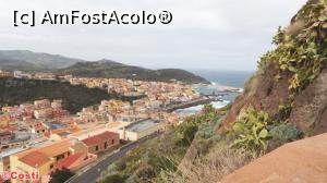 [P04] Vedere spre Castelsardo, de la castel » foto by Costi
 - 
<span class="allrVoted glyphicon glyphicon-heart hidden" id="av1037076"></span>
<a class="m-l-10 hidden" id="sv1037076" onclick="voting_Foto_DelVot(,1037076,3391)" role="button">șterge vot <span class="glyphicon glyphicon-remove"></span></a>
<a id="v91037076" class=" c-red"  onclick="voting_Foto_SetVot(1037076)" role="button"><span class="glyphicon glyphicon-heart-empty"></span> <b>LIKE</b> = Votează poza</a> <img class="hidden"  id="f1037076W9" src="/imagini/loader.gif" border="0" /><span class="AjErrMes hidden" id="e1037076ErM"></span>