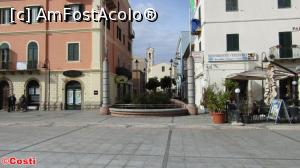 [P07] Santa Teresa Gallura - Piazza Vittorio Emanuele I » foto by Costi
 - 
<span class="allrVoted glyphicon glyphicon-heart hidden" id="av1037079"></span>
<a class="m-l-10 hidden" id="sv1037079" onclick="voting_Foto_DelVot(,1037079,3391)" role="button">șterge vot <span class="glyphicon glyphicon-remove"></span></a>
<a id="v91037079" class=" c-red"  onclick="voting_Foto_SetVot(1037079)" role="button"><span class="glyphicon glyphicon-heart-empty"></span> <b>LIKE</b> = Votează poza</a> <img class="hidden"  id="f1037079W9" src="/imagini/loader.gif" border="0" /><span class="AjErrMes hidden" id="e1037079ErM"></span>