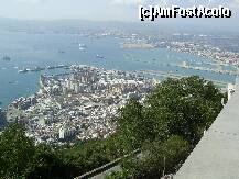 [P11] Din inaltimea stancii Gibraltar. » foto by iulianic
 - 
<span class="allrVoted glyphicon glyphicon-heart hidden" id="av226681"></span>
<a class="m-l-10 hidden" id="sv226681" onclick="voting_Foto_DelVot(,226681,3397)" role="button">șterge vot <span class="glyphicon glyphicon-remove"></span></a>
<a id="v9226681" class=" c-red"  onclick="voting_Foto_SetVot(226681)" role="button"><span class="glyphicon glyphicon-heart-empty"></span> <b>LIKE</b> = Votează poza</a> <img class="hidden"  id="f226681W9" src="/imagini/loader.gif" border="0" /><span class="AjErrMes hidden" id="e226681ErM"></span>