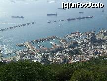 [P13] Din inaltimea stancii Gibraltar. » foto by iulianic
 - 
<span class="allrVoted glyphicon glyphicon-heart hidden" id="av226683"></span>
<a class="m-l-10 hidden" id="sv226683" onclick="voting_Foto_DelVot(,226683,3397)" role="button">șterge vot <span class="glyphicon glyphicon-remove"></span></a>
<a id="v9226683" class=" c-red"  onclick="voting_Foto_SetVot(226683)" role="button"><span class="glyphicon glyphicon-heart-empty"></span> <b>LIKE</b> = Votează poza</a> <img class="hidden"  id="f226683W9" src="/imagini/loader.gif" border="0" /><span class="AjErrMes hidden" id="e226683ErM"></span>