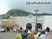 [P03] De la Grand Casemates am luat microbuzul spre varful muntelui. » foto by mcosmin
 - 
<span class="allrVoted glyphicon glyphicon-heart hidden" id="av298801"></span>
<a class="m-l-10 hidden" id="sv298801" onclick="voting_Foto_DelVot(,298801,3397)" role="button">șterge vot <span class="glyphicon glyphicon-remove"></span></a>
<a id="v9298801" class=" c-red"  onclick="voting_Foto_SetVot(298801)" role="button"><span class="glyphicon glyphicon-heart-empty"></span> <b>LIKE</b> = Votează poza</a> <img class="hidden"  id="f298801W9" src="/imagini/loader.gif" border="0" /><span class="AjErrMes hidden" id="e298801ErM"></span>