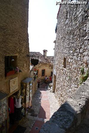 [P29] Èze - străduţe înguste » foto by nickro
 - 
<span class="allrVoted glyphicon glyphicon-heart hidden" id="av391702"></span>
<a class="m-l-10 hidden" id="sv391702" onclick="voting_Foto_DelVot(,391702,3404)" role="button">șterge vot <span class="glyphicon glyphicon-remove"></span></a>
<a id="v9391702" class=" c-red"  onclick="voting_Foto_SetVot(391702)" role="button"><span class="glyphicon glyphicon-heart-empty"></span> <b>LIKE</b> = Votează poza</a> <img class="hidden"  id="f391702W9" src="/imagini/loader.gif" border="0" /><span class="AjErrMes hidden" id="e391702ErM"></span>