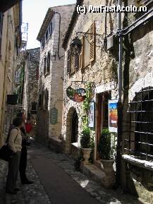 [P02] St Paul de Vence » foto by buburuzica
 - 
<span class="allrVoted glyphicon glyphicon-heart hidden" id="av8222"></span>
<a class="m-l-10 hidden" id="sv8222" onclick="voting_Foto_DelVot(,8222,3404)" role="button">șterge vot <span class="glyphicon glyphicon-remove"></span></a>
<a id="v98222" class=" c-red"  onclick="voting_Foto_SetVot(8222)" role="button"><span class="glyphicon glyphicon-heart-empty"></span> <b>LIKE</b> = Votează poza</a> <img class="hidden"  id="f8222W9" src="/imagini/loader.gif" border="0" /><span class="AjErrMes hidden" id="e8222ErM"></span>