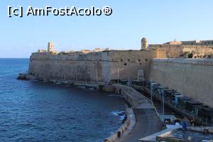 [P22] Valletta, Fortul St. Elmo, mergem spre el... » foto by mprofeanu
 - 
<span class="allrVoted glyphicon glyphicon-heart hidden" id="av1273493"></span>
<a class="m-l-10 hidden" id="sv1273493" onclick="voting_Foto_DelVot(,1273493,3405)" role="button">șterge vot <span class="glyphicon glyphicon-remove"></span></a>
<a id="v91273493" class=" c-red"  onclick="voting_Foto_SetVot(1273493)" role="button"><span class="glyphicon glyphicon-heart-empty"></span> <b>LIKE</b> = Votează poza</a> <img class="hidden"  id="f1273493W9" src="/imagini/loader.gif" border="0" /><span class="AjErrMes hidden" id="e1273493ErM"></span>