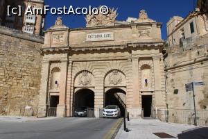 [P30] Valletta, Poarta Victoria este foarte aproape de Ferry ce merge la Senglea sau cele trei orașe » foto by mprofeanu
 - 
<span class="allrVoted glyphicon glyphicon-heart hidden" id="av1273501"></span>
<a class="m-l-10 hidden" id="sv1273501" onclick="voting_Foto_DelVot(,1273501,3405)" role="button">șterge vot <span class="glyphicon glyphicon-remove"></span></a>
<a id="v91273501" class=" c-red"  onclick="voting_Foto_SetVot(1273501)" role="button"><span class="glyphicon glyphicon-heart-empty"></span> <b>LIKE</b> = Votează poza</a> <img class="hidden"  id="f1273501W9" src="/imagini/loader.gif" border="0" /><span class="AjErrMes hidden" id="e1273501ErM"></span>