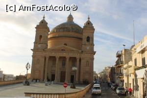 [P61] Biserica Mgarr pozată din Hop-On Hop-Off cel albastru » foto by mprofeanu
 - 
<span class="allrVoted glyphicon glyphicon-heart hidden" id="av1273532"></span>
<a class="m-l-10 hidden" id="sv1273532" onclick="voting_Foto_DelVot(,1273532,3405)" role="button">șterge vot <span class="glyphicon glyphicon-remove"></span></a>
<a id="v91273532" class=" c-red"  onclick="voting_Foto_SetVot(1273532)" role="button"><span class="glyphicon glyphicon-heart-empty"></span> <b>LIKE</b> = Votează poza</a> <img class="hidden"  id="f1273532W9" src="/imagini/loader.gif" border="0" /><span class="AjErrMes hidden" id="e1273532ErM"></span>