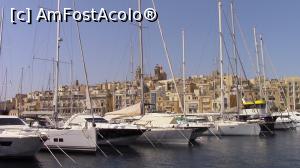 [P20] Vittoriosa Yacht Marina. In spate se zaresc cladiri vechi din orasul Sanglea dominate de cupola si turlele Bisericii Sfantul Iulian. » foto by ovidiuyepi
 - 
<span class="allrVoted glyphicon glyphicon-heart hidden" id="av1228424"></span>
<a class="m-l-10 hidden" id="sv1228424" onclick="voting_Foto_DelVot(,1228424,3405)" role="button">șterge vot <span class="glyphicon glyphicon-remove"></span></a>
<a id="v91228424" class=" c-red"  onclick="voting_Foto_SetVot(1228424)" role="button"><span class="glyphicon glyphicon-heart-empty"></span> <b>LIKE</b> = Votează poza</a> <img class="hidden"  id="f1228424W9" src="/imagini/loader.gif" border="0" /><span class="AjErrMes hidden" id="e1228424ErM"></span>
