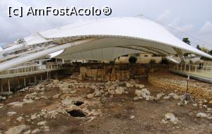 [P05] Templele Tarxien chiar aveau nevoie de umbrela » foto by Radu Tudoran
 - 
<span class="allrVoted glyphicon glyphicon-heart hidden" id="av813892"></span>
<a class="m-l-10 hidden" id="sv813892" onclick="voting_Foto_DelVot(,813892,3405)" role="button">șterge vot <span class="glyphicon glyphicon-remove"></span></a>
<a id="v9813892" class=" c-red"  onclick="voting_Foto_SetVot(813892)" role="button"><span class="glyphicon glyphicon-heart-empty"></span> <b>LIKE</b> = Votează poza</a> <img class="hidden"  id="f813892W9" src="/imagini/loader.gif" border="0" /><span class="AjErrMes hidden" id="e813892ErM"></span>