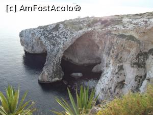 [P02] Blue Grotto şi în depărtare, micuţa insulă Filfla » foto by irinad
 - 
<span class="allrVoted glyphicon glyphicon-heart hidden" id="av943893"></span>
<a class="m-l-10 hidden" id="sv943893" onclick="voting_Foto_DelVot(,943893,3405)" role="button">șterge vot <span class="glyphicon glyphicon-remove"></span></a>
<a id="v9943893" class=" c-red"  onclick="voting_Foto_SetVot(943893)" role="button"><span class="glyphicon glyphicon-heart-empty"></span> <b>LIKE</b> = Votează poza</a> <img class="hidden"  id="f943893W9" src="/imagini/loader.gif" border="0" /><span class="AjErrMes hidden" id="e943893ErM"></span>