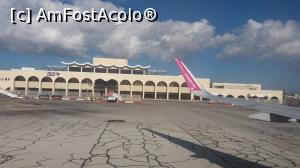 [P37] La aterizare pe aeroportul Luqa din Malta » foto by irinad
 - 
<span class="allrVoted glyphicon glyphicon-heart hidden" id="av943939"></span>
<a class="m-l-10 hidden" id="sv943939" onclick="voting_Foto_DelVot(,943939,3405)" role="button">șterge vot <span class="glyphicon glyphicon-remove"></span></a>
<a id="v9943939" class=" c-red"  onclick="voting_Foto_SetVot(943939)" role="button"><span class="glyphicon glyphicon-heart-empty"></span> <b>LIKE</b> = Votează poza</a> <img class="hidden"  id="f943939W9" src="/imagini/loader.gif" border="0" /><span class="AjErrMes hidden" id="e943939ErM"></span>