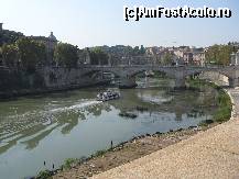 [P15] Ponte Sant ' Angelo , pod peste Tibru » foto by EDITCEC
 - 
<span class="allrVoted glyphicon glyphicon-heart hidden" id="av68465"></span>
<a class="m-l-10 hidden" id="sv68465" onclick="voting_Foto_DelVot(,68465,3406)" role="button">șterge vot <span class="glyphicon glyphicon-remove"></span></a>
<a id="v968465" class=" c-red"  onclick="voting_Foto_SetVot(68465)" role="button"><span class="glyphicon glyphicon-heart-empty"></span> <b>LIKE</b> = Votează poza</a> <img class="hidden"  id="f68465W9" src="/imagini/loader.gif" border="0" /><span class="AjErrMes hidden" id="e68465ErM"></span>