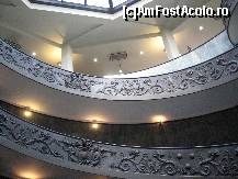 [P31] Vatican-scări acces » foto by EDITCEC
 - 
<span class="allrVoted glyphicon glyphicon-heart hidden" id="av68499"></span>
<a class="m-l-10 hidden" id="sv68499" onclick="voting_Foto_DelVot(,68499,3406)" role="button">șterge vot <span class="glyphicon glyphicon-remove"></span></a>
<a id="v968499" class=" c-red"  onclick="voting_Foto_SetVot(68499)" role="button"><span class="glyphicon glyphicon-heart-empty"></span> <b>LIKE</b> = Votează poza</a> <img class="hidden"  id="f68499W9" src="/imagini/loader.gif" border="0" /><span class="AjErrMes hidden" id="e68499ErM"></span>